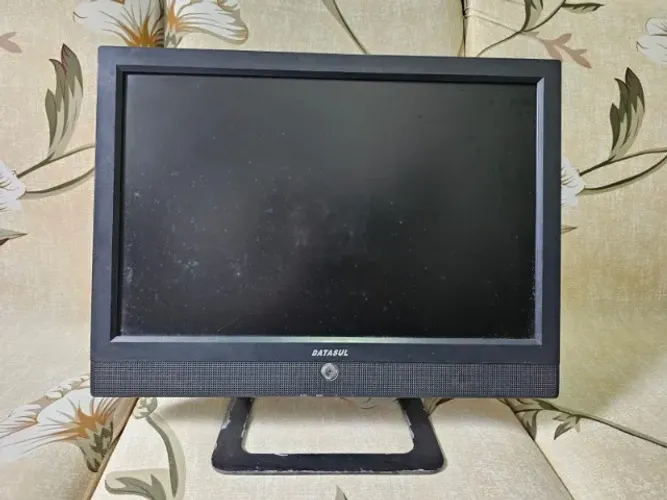 Monitor usado