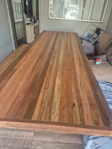 Mesa rústica de madeira de lei demolição