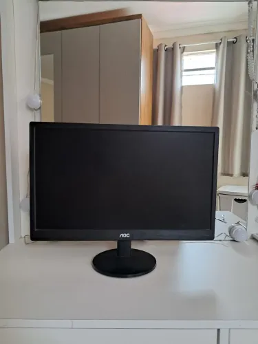 Monitor 18.5"