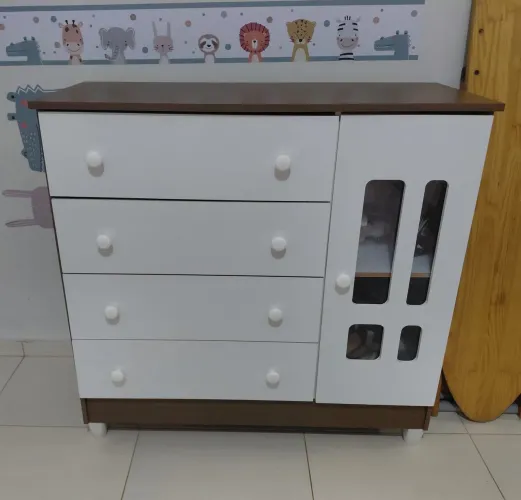 Vendo Cômoda Infantil R$300,00