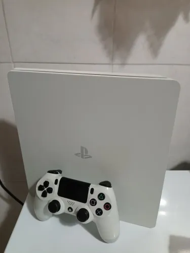 PS4 Slim CUH 2116A 220V Europeu ( Somente 220V )