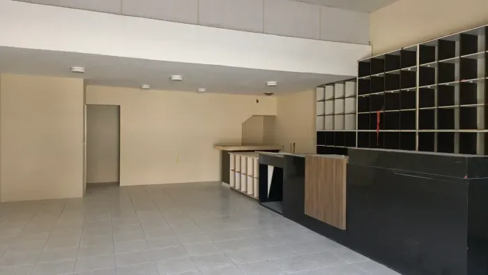 Loja para aluguel, 98m² em Jóquei Clube - Fortaleza - CE