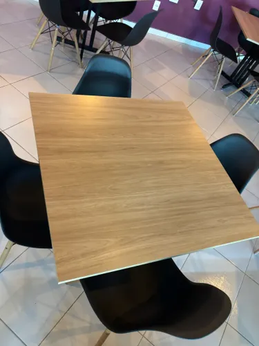 Mesa 4 cadeiras