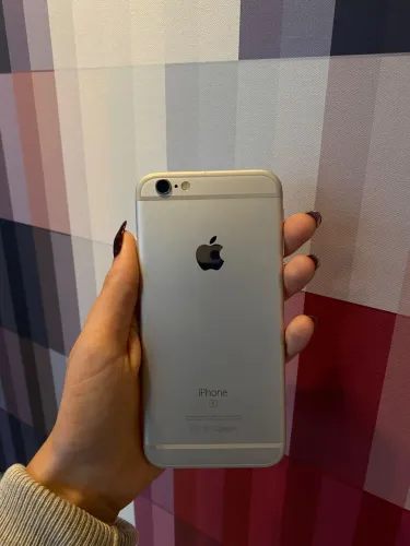 iphone 6s prata 100% de bateria