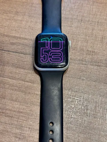 Apple Watch SE 1ª Geração 40mm GPS (Alumínio Prata)