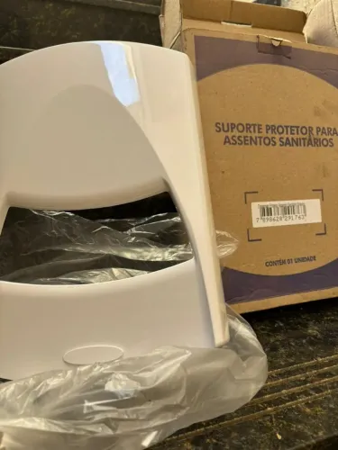 Suporte protetor para assentos sanitários