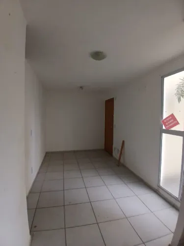 Apartamento com quintal com 2 quartos próximo ao Plaza de Itaboraí