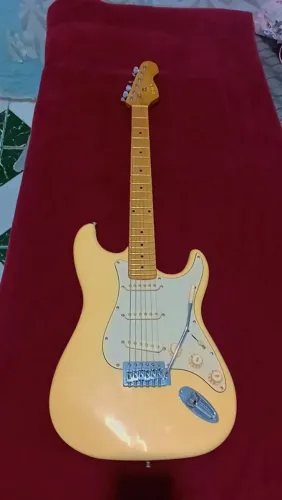 Guitarra stratocaster PHX vintage