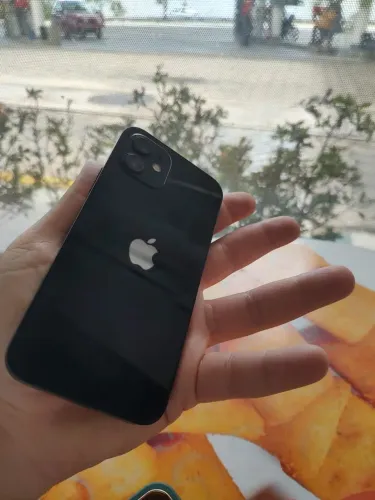 iPhone 12