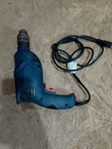 Furadeira parafusadeira Bosch profissional 