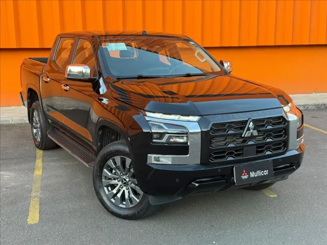 Mitsubishi TRITON HPE-S 2.4 CD 4X4 TB Diesel Aut. 2026