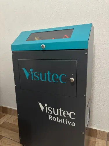 Máquina Router Rotativa De Gravação A Laser 40w Visutec - USADO