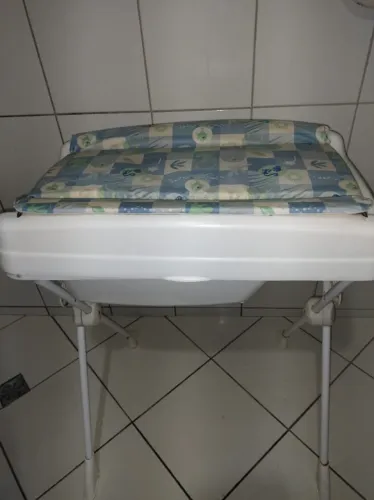 BANHEIRA COM TROCADOR