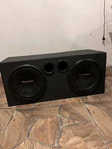 caixa de som 2 Pioneer 311