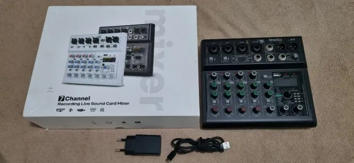 Mesa de Som Digital Manchez G7 NOVA completa com Efeitos e Interface de Audio