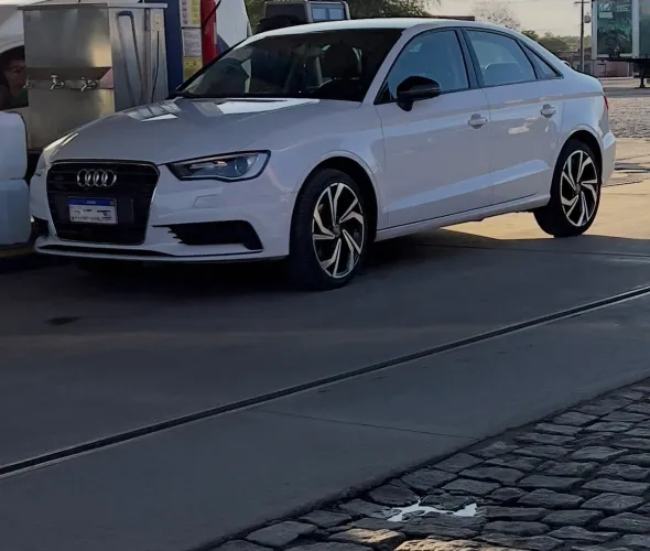 Audi A3 Sedan 1.4 TFSI Flex Tiptronic 4P 2016
