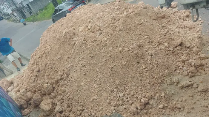 Barro e areiao pra fazer aterro promoções ( entrega de 3mt a 15mt)