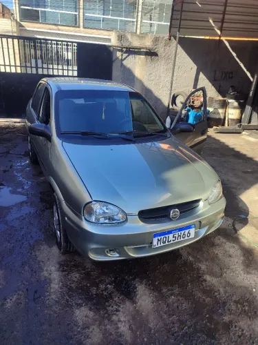Chevrolet Corsa SED Class.spirit 1.0/1.0 Flexpower (álcool) 2006