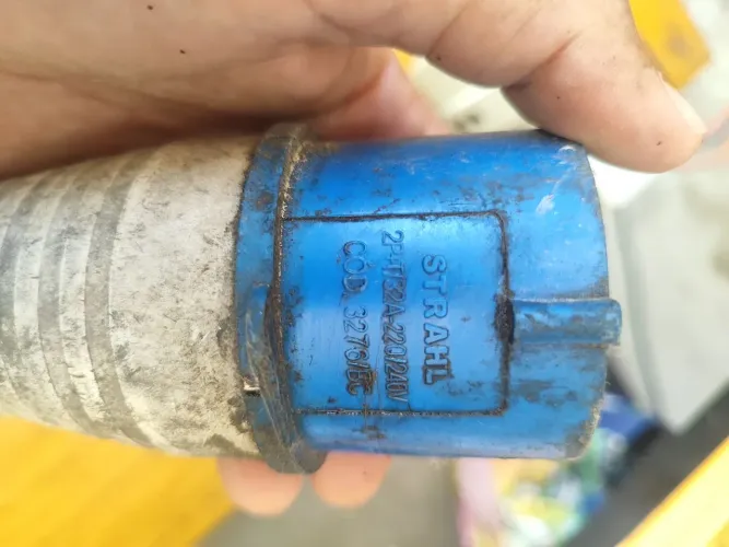 Plug industrial 32 a strahl macho + 16 a pial macho e fêmea + tomada cerâmica 30 a