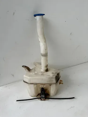 Reservatorio Agua Parabrisa Hyundai Tucson 06/16 986102e011 Branco