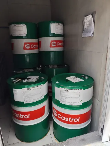 Latão tambor óleo vazio 208L
