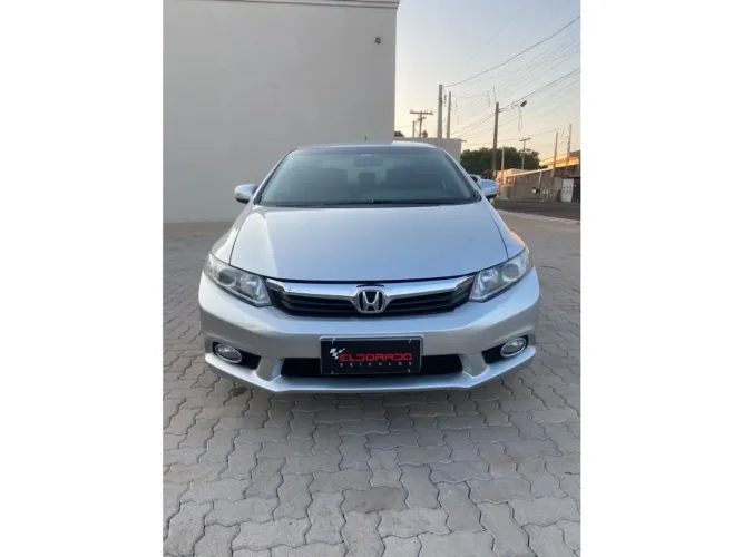 Honda Civic Sedan LXR 2.0 Flexone 16V Aut. 4P 2014