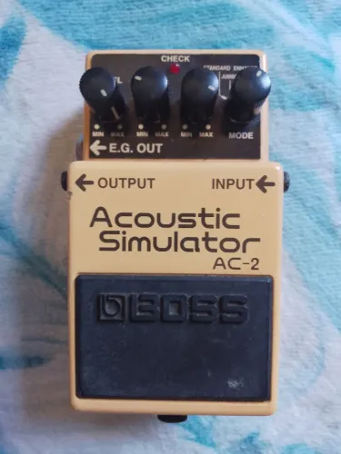 Acústico simulador AC2 Boss novo