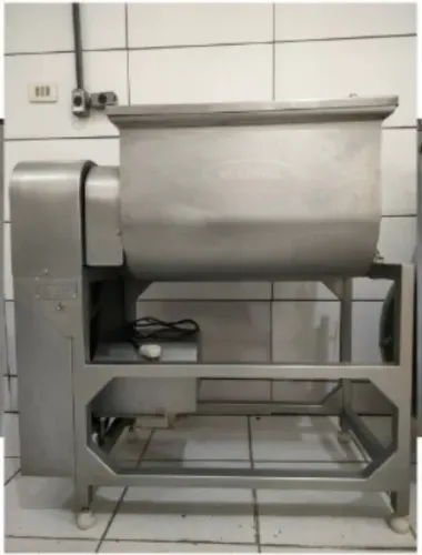Misturador de carnes e massas