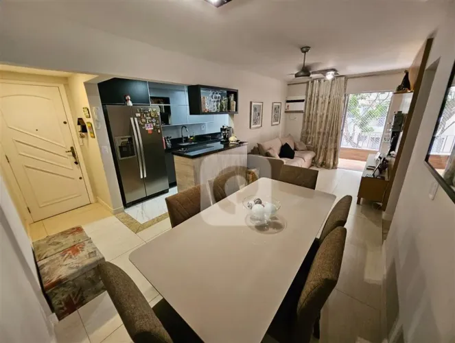 Apartamento reformado com 2 quartos, em localização privilegiada no Méier