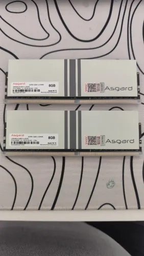 Kit memória ram 2 módulos de 8gb 3200mhz Asgard, totalizando 16gb