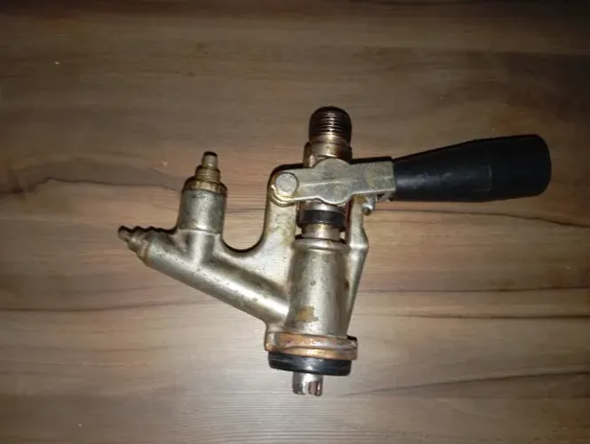 Vende-se Chave Abridora de Barril de Chopp.