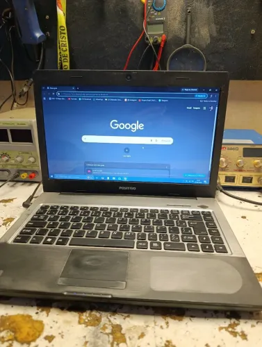 Notebook positivo 500 de hd 4 gigas de ram