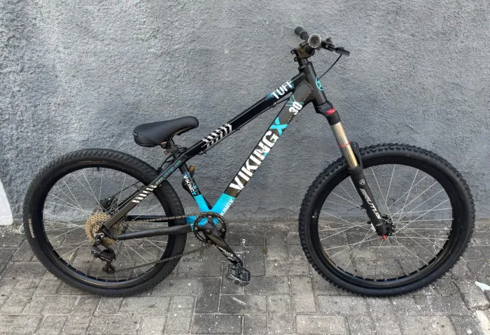 Bicicleta VikingX Tuff 30