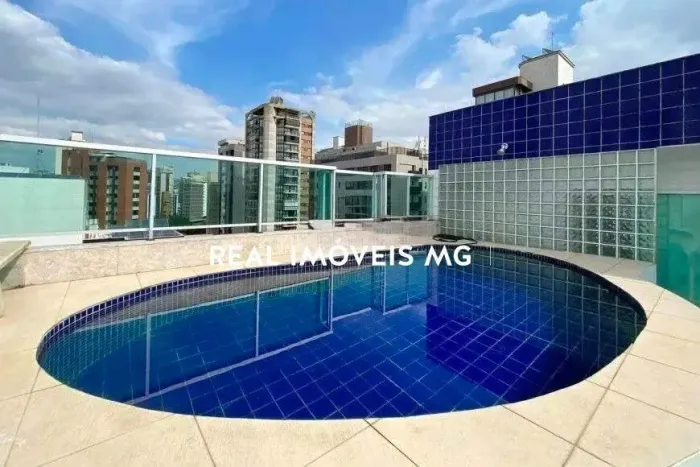 Cobertura para locação 2 suítes, 2 vagas próximo ao Shopping Diamond Mall