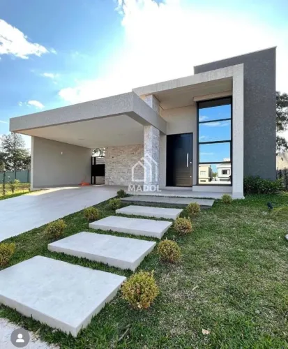 Casa em condomínio à Venda em Jardim Carvalho, Ponta Grossa - PR