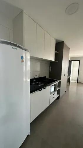 Studio Perfeito a 400 mt do metro vila Sônia!!!