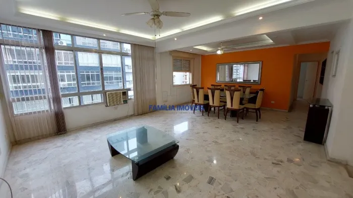Apartamento à venda 3 quartos sendo 1 suíte Gonzaga Santos/SP