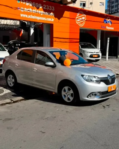 Renault Logan Dynamique Hi-flex 1.6 8V 4P 2017