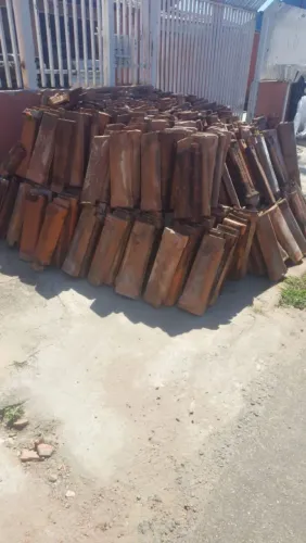 Doação de 5.000 telhas