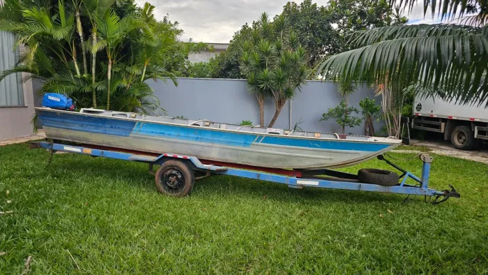Vendo Barco completo NOVO