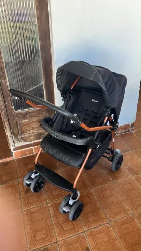 Carrinho de bebê unissex