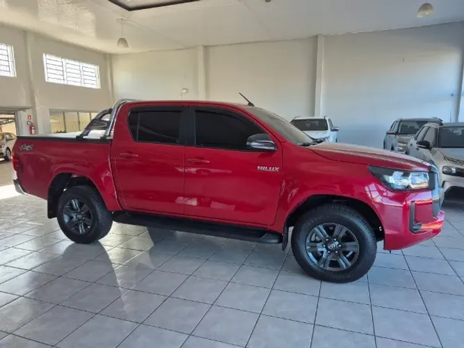 Toyota Hilux CD SR 4X4 2.8 TDI Diesel Aut. 2024