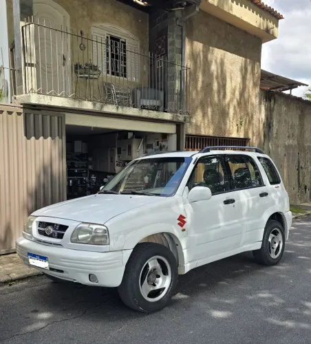 Suzuki Grand Vitara 2.0 16V 4x2/4x4 5P Aut. 2000