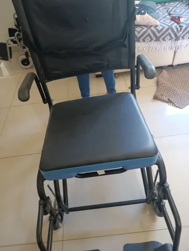 Vendo cadeira para banho