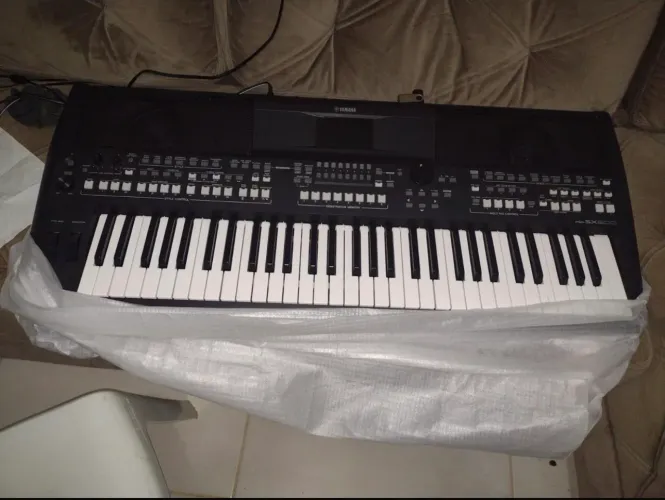 Teclado PSR SX 600