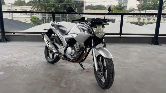 Fazer YS250 2012 - Novinha!!!