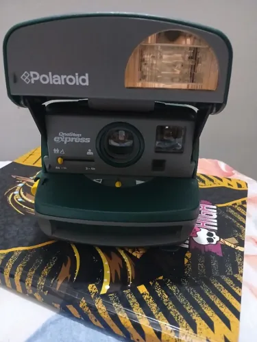 Câmera polaroid