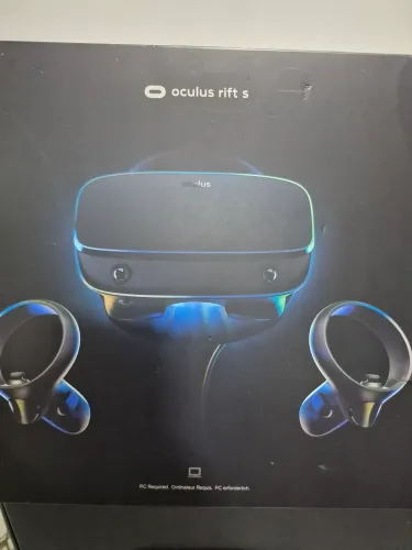 Oculus Rift S - Óculos de Realidade Virtual + Controles Originais