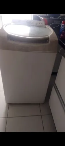 Máquina de lavar Brastemp atrativa 9kg (110) transformador vai junto. $ 300.00