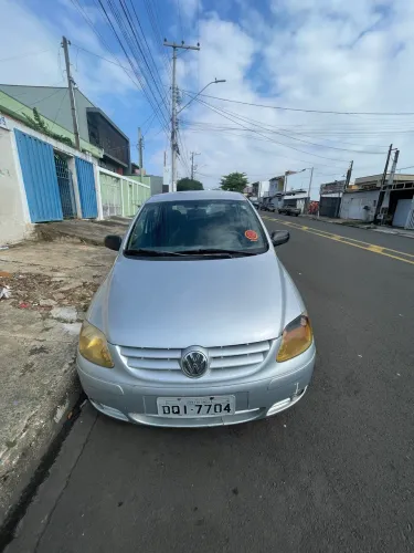 Volkswagen Fox City 1.0mi/ 1.0mi Total Flex 8V 3P 2005